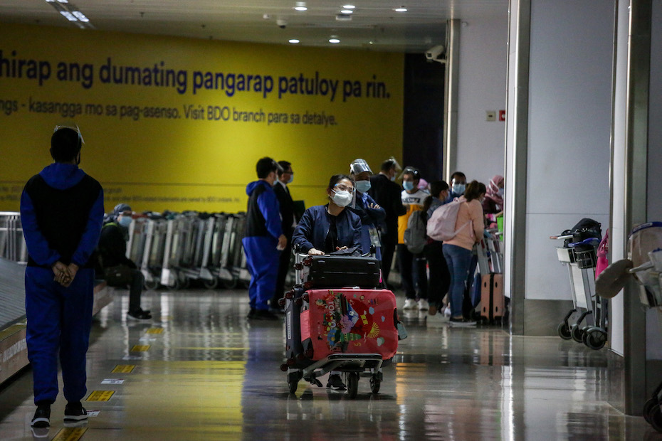 Covid-19 in Philippines Manila airport