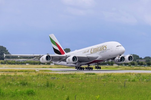 Emirates Auckland flights