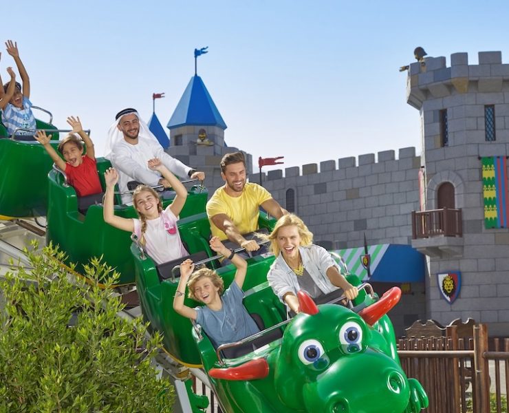 DUbao Parks and Tabby tie up