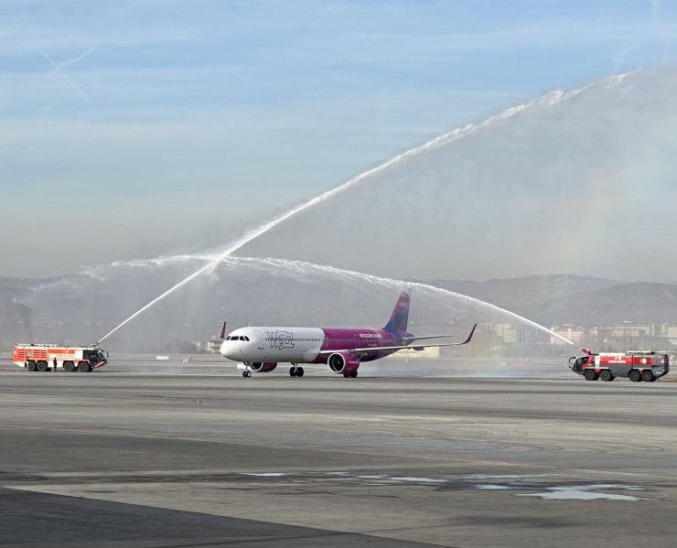 Wizz Air Abu Dhabi's inaugural flight lands in Turkiye