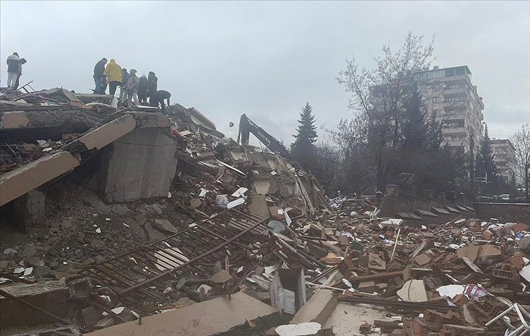 UAE establishes field hospital, sends search and rescue team to Türkiye, Syria