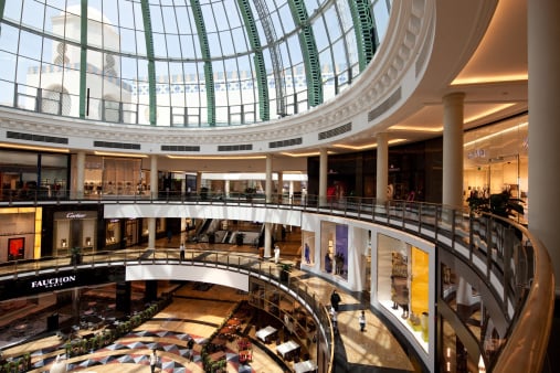 Consumers spend more in Malls in 2022 167896190