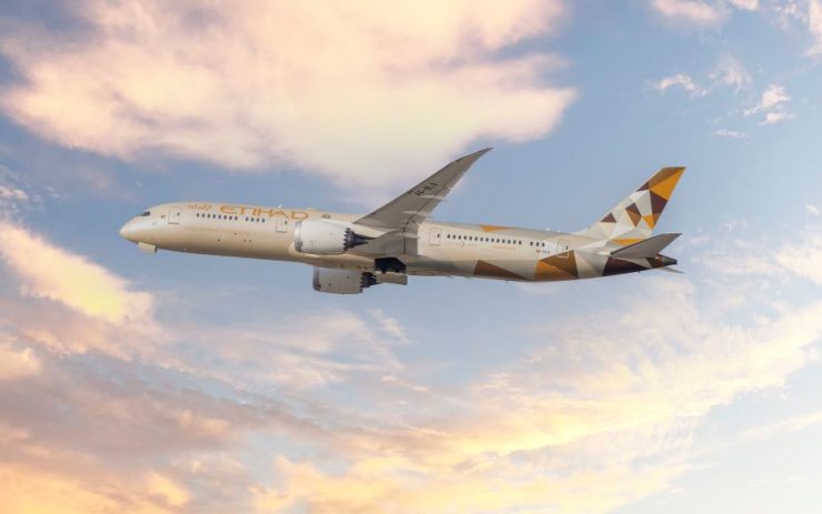 etihad airways CO2 emissions reduction in 2022
