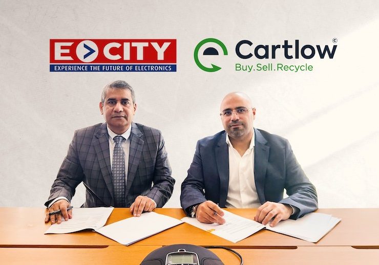 Ecity - Cartlow sign agreement Image credit Cartlow