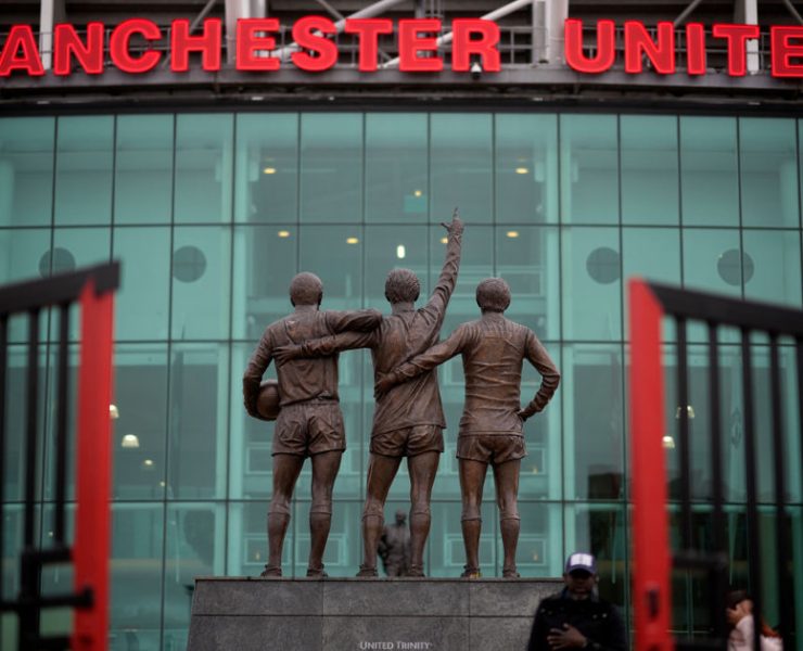 Sheikh Jassim bids for Manchester United