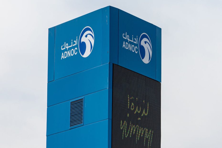 ADNOC signs $7-9bn 14-year LNG deal with India