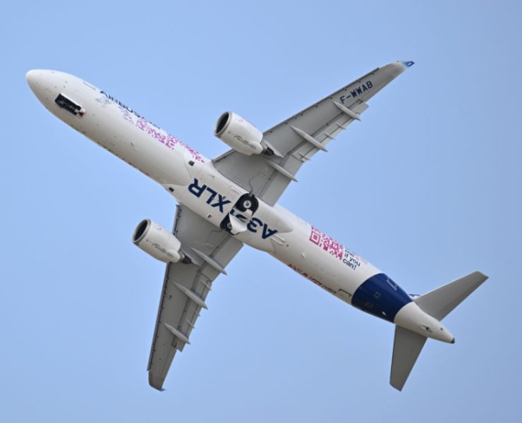 AviLease buys StanChart’s aircraft leasing business