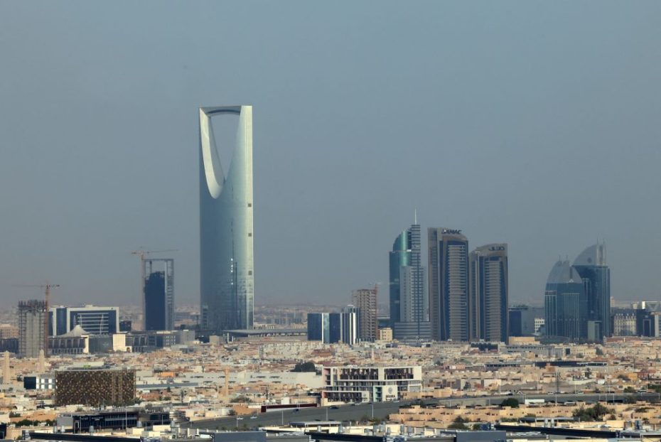 Saudi Arabia’s foreign reserves plunge to 2009 low