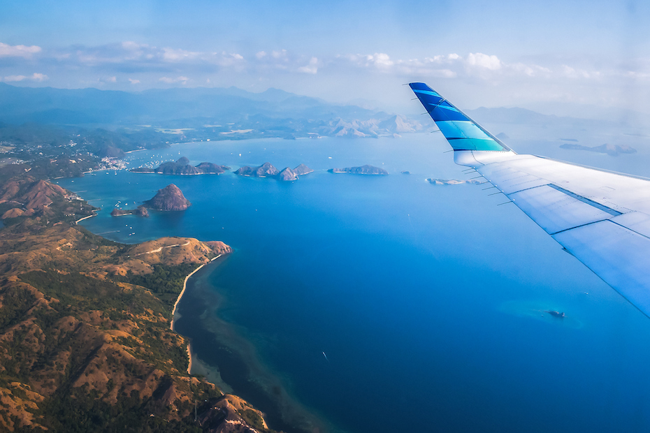 garuda indonesia uses palm oil blended jet fuel for commercial flight
