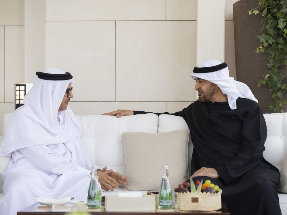 UAE President receives Bahraini Foreign Minister