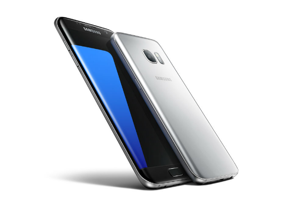 Samsung unveils Galaxy S7 smartphone line