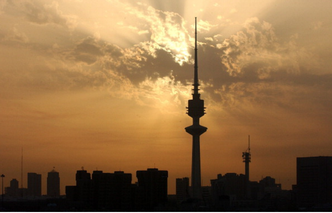 Kuwait public sector to cut “unnecessary” expats