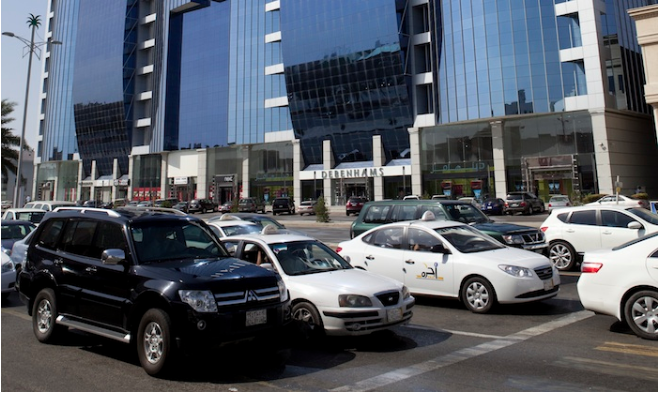 Small expat families can no longer own big vehicles in Jeddah - reports